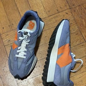 *RARE colorway* - New Balance 327 / size 6.5 in lavender/orange/white